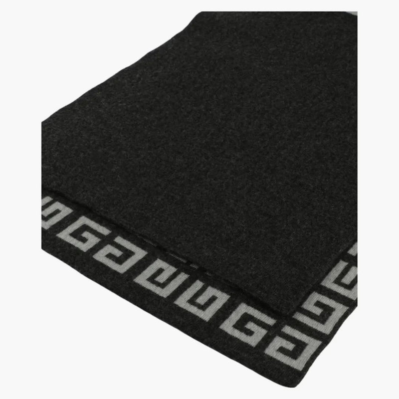 Givenchy Double Face 4g Logo Scarf Grigio scuro