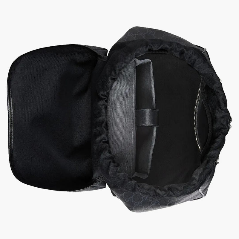Gucci batoh středního GG Nejvyšší plátno černé/šedé