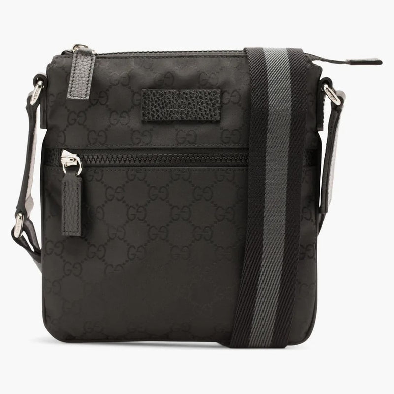 Gucci liten messenger gg monogram svart
