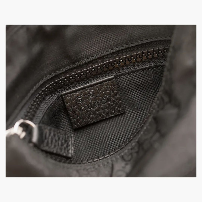 Gucci liten messenger gg monogram svart