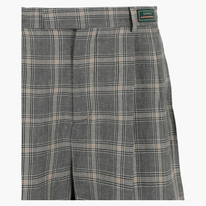Gucci Cuffed Plaid Shorts Grey/beige