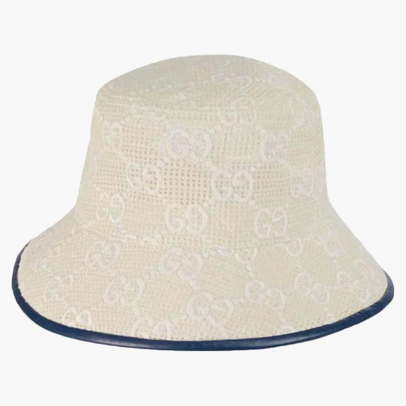 Vyšívaný kbelík Gucci GG má bílou