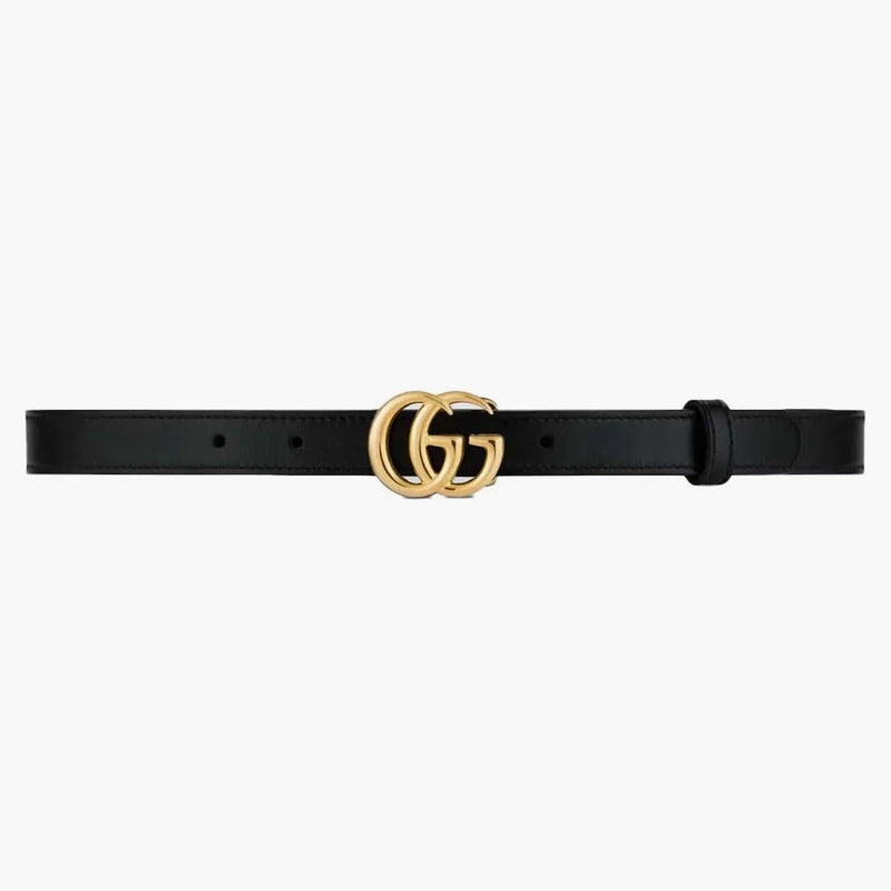 Gucci GG Marmont Cinturón de cuero delgado con hebilla brillante .8 ancho negro