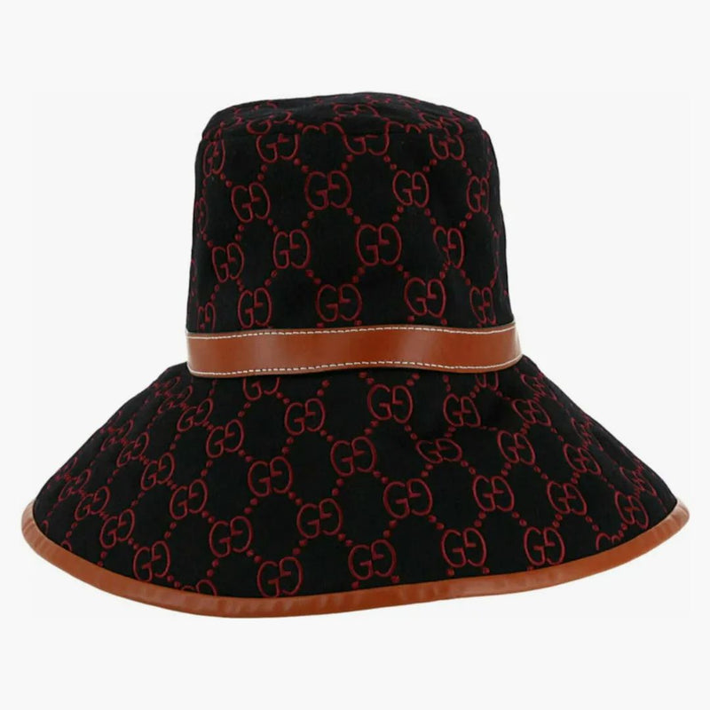 Gucci GG Supreme Bucket má modrou