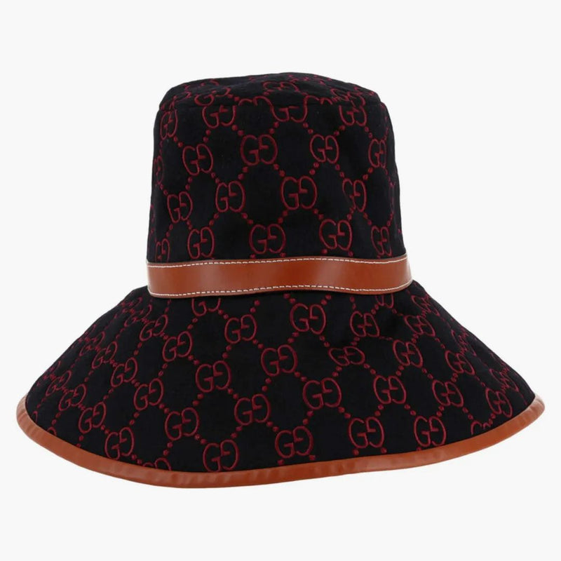 Gucci GG Supreme Bucket má modrou