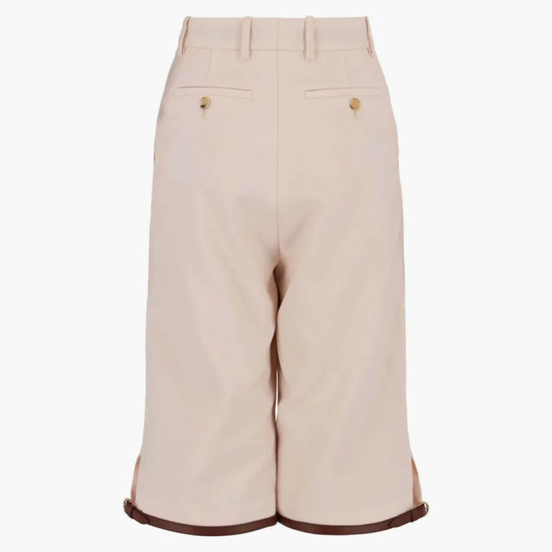 Gucci läder trimmade knälångt shorts beige