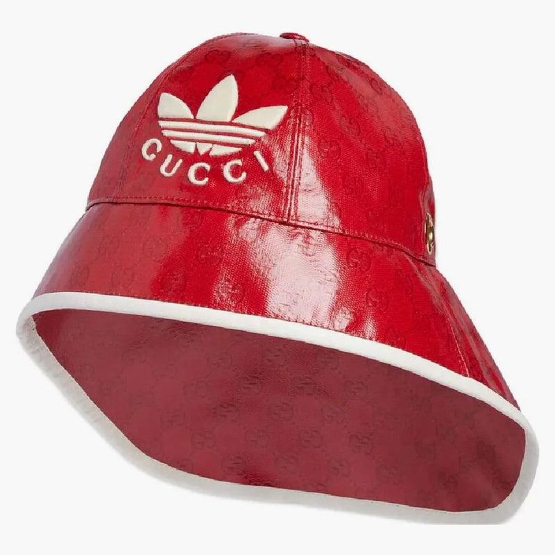 Gucci x adidas široký brimmed má červenou