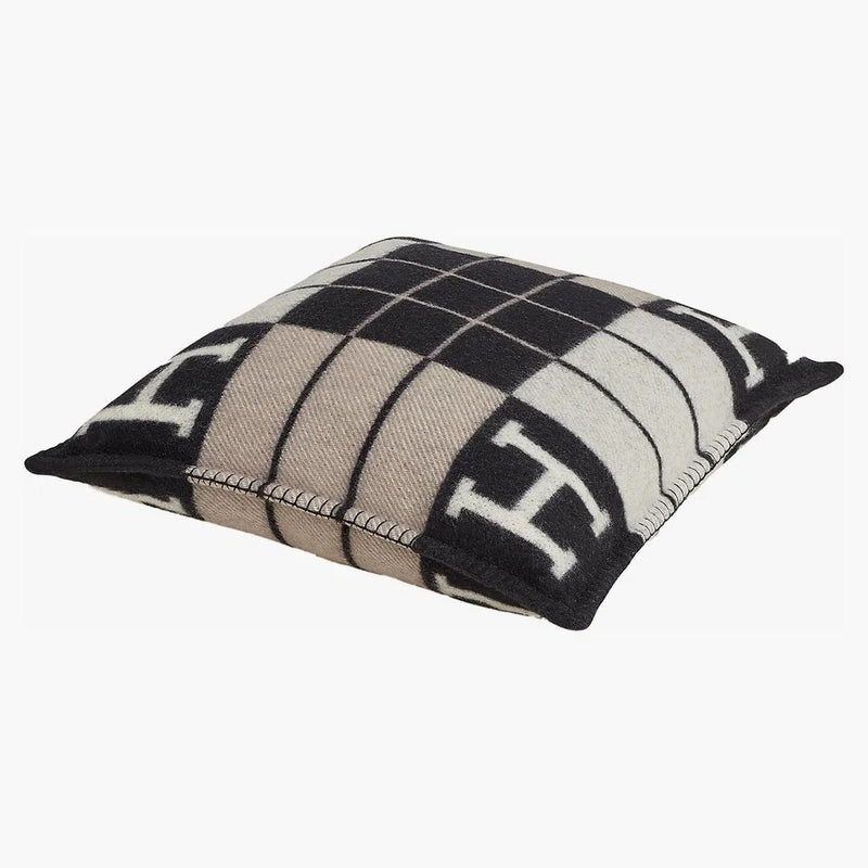 Hermes Avalon III Pillow Small Model Ecru Noir