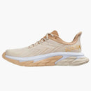 Hoka One One Clifton Edge Beige de leche de almendras