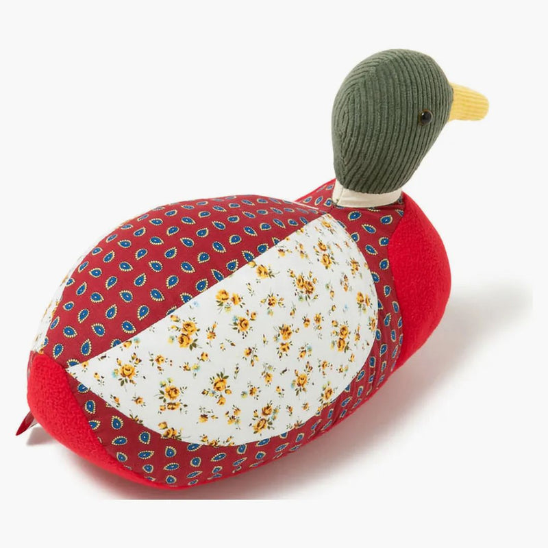 Mänskligt tillverkad lapptäcke duck docka plysch röd