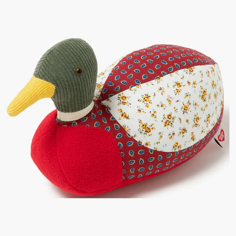 Mänskligt tillverkad lapptäcke duck docka plysch röd