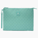 Jordan Monogram Pouch (0.98l) Emerald Rise