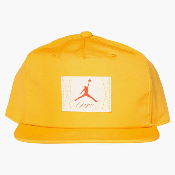 Jordan X Union Cap Sport Gold/Habanero Red