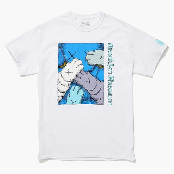 Kaws Brooklyn Museum uppmanar t-shirt vit/cyan