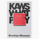 Kaws Brooklyn Museum che perno quadrato di Party Red
