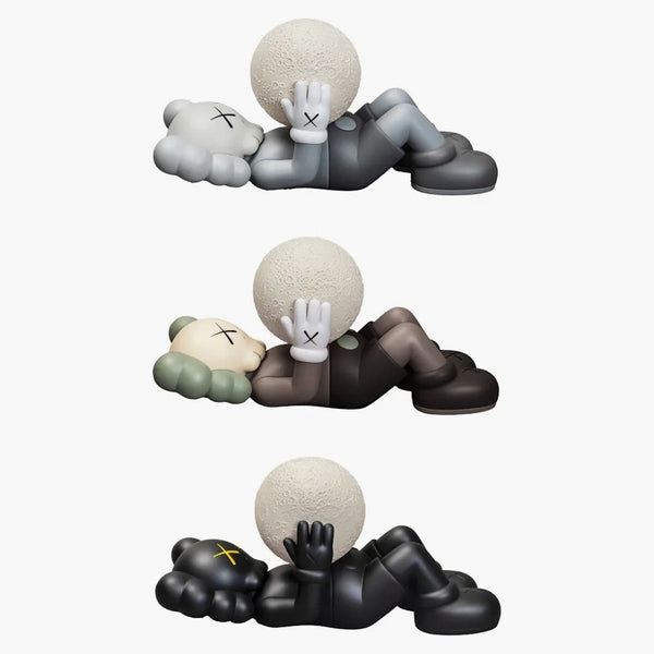Kaws Holiday Shanghai Vinyl Figures (set Of 3)