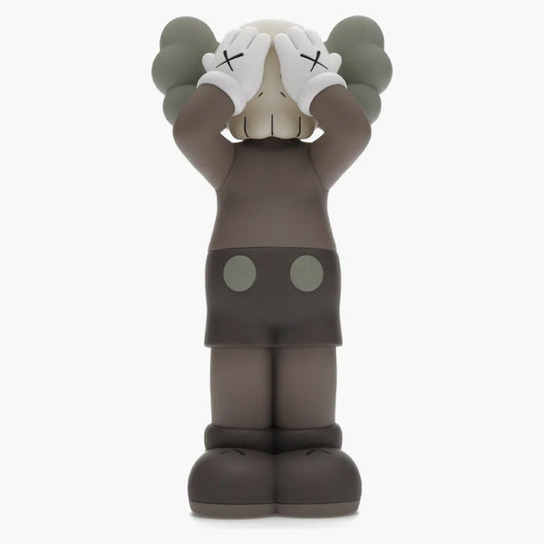 Kaws Holiday Uk Vinyl Figure Brown