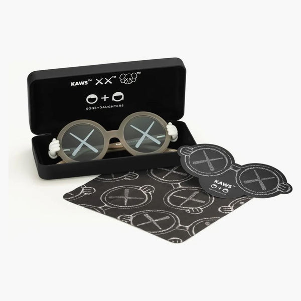 Kaws x sd occhiali da sole grigi