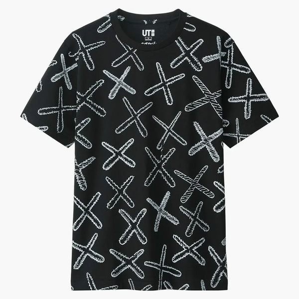 Kaws X Uniqlo all over x tea black
