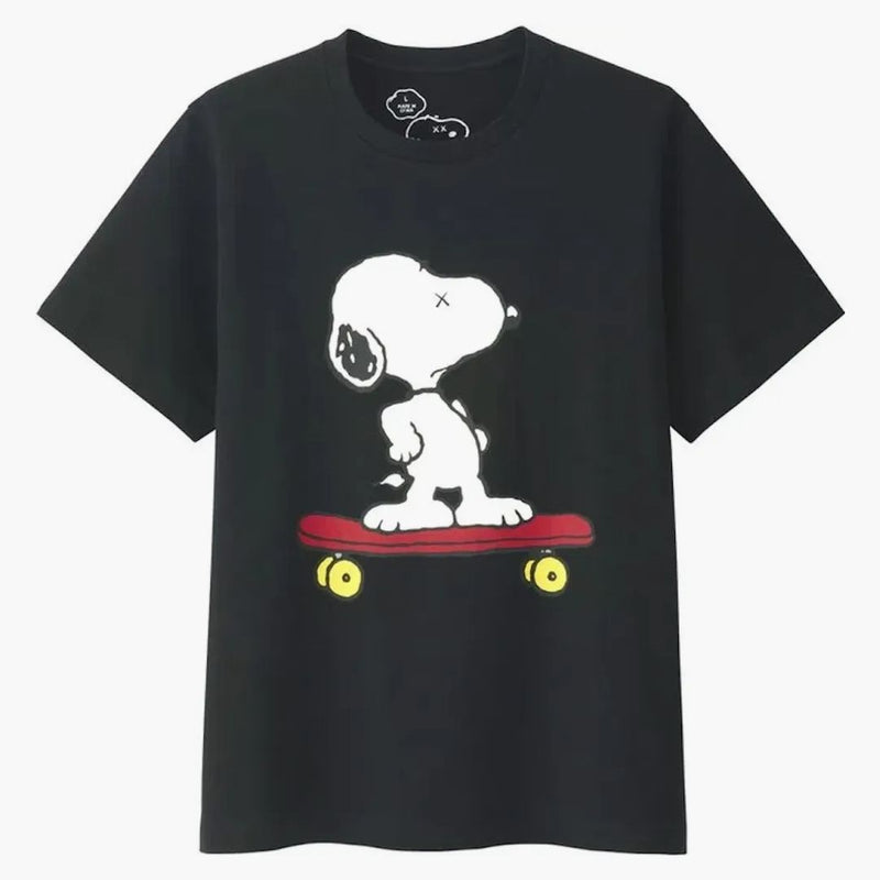 Kaws X Uniqlo X Peanuts Snoopy Skateboarding Tea Black