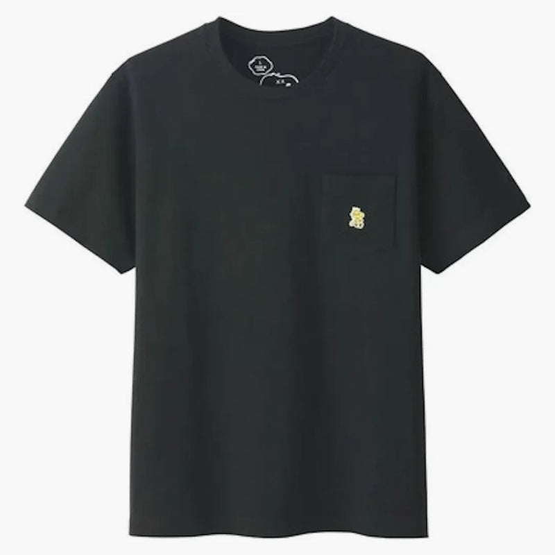 Kaws x Uniqlo x arašídy Woodstock Pocket Tea (japonský velikost) černá