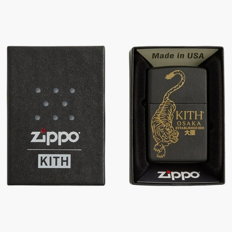 Kith Osaka Tiger Crest Zippo lättare svart
