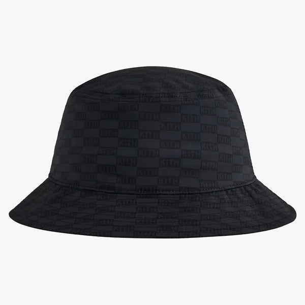 Il secchio di Kith Taylormade ha il nero