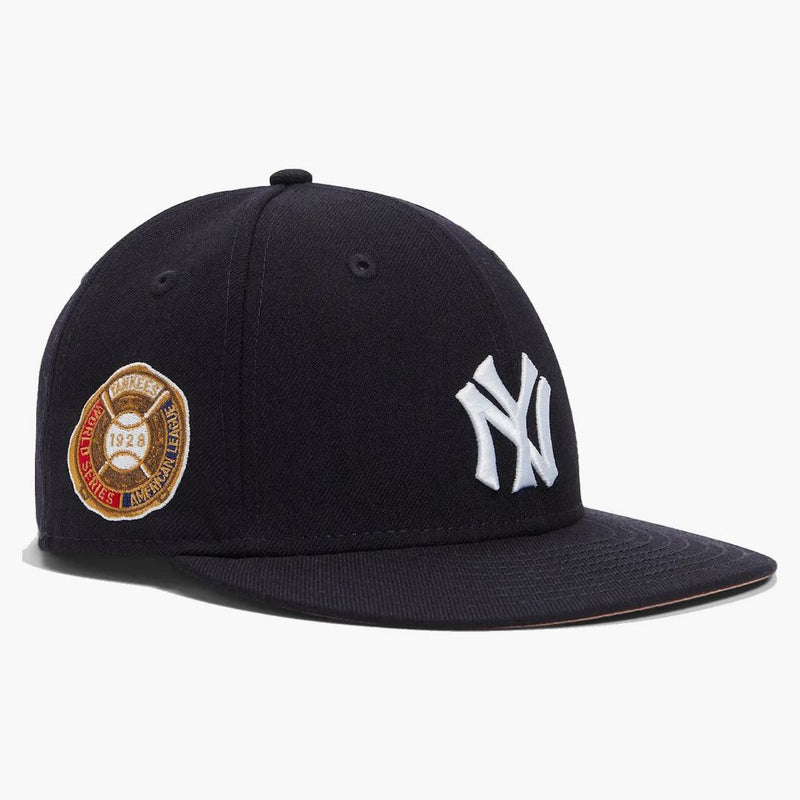 Kith för New Era New York Yankees 10 -årsjubileum 1928 World Series Low Profil 59Fifty Fitted har dammig kvarts