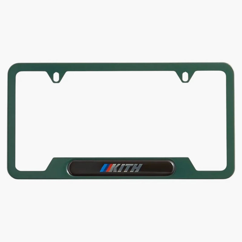 Kith X BMW Vitalidad en la placa del automóvil (FW24)