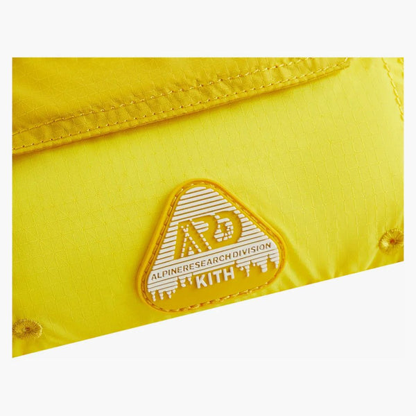 Kith X Columbia höftpaket ljusgult
