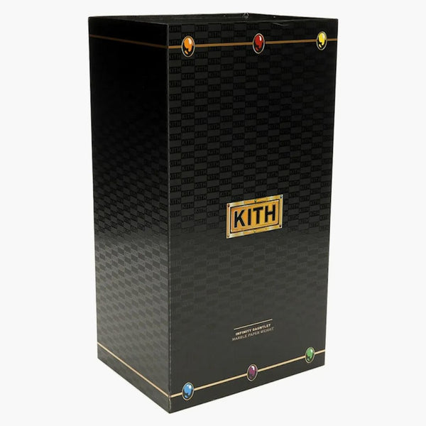 Kith X Marvel Infinity Gauntlet Paperweight (färgade stenar) svart