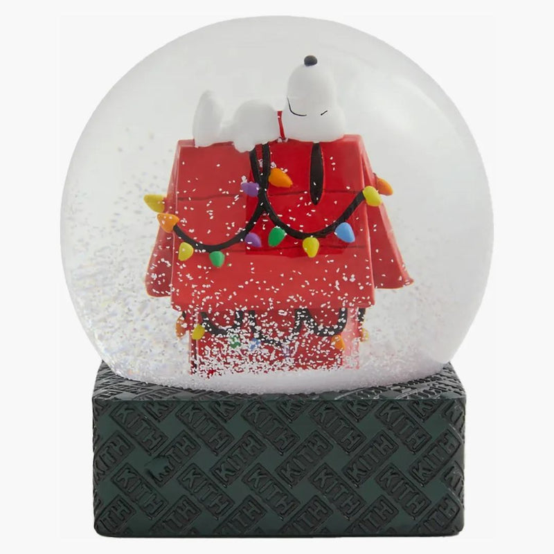 Kith x Snoopy Kithmas House Snow Globe Pyre