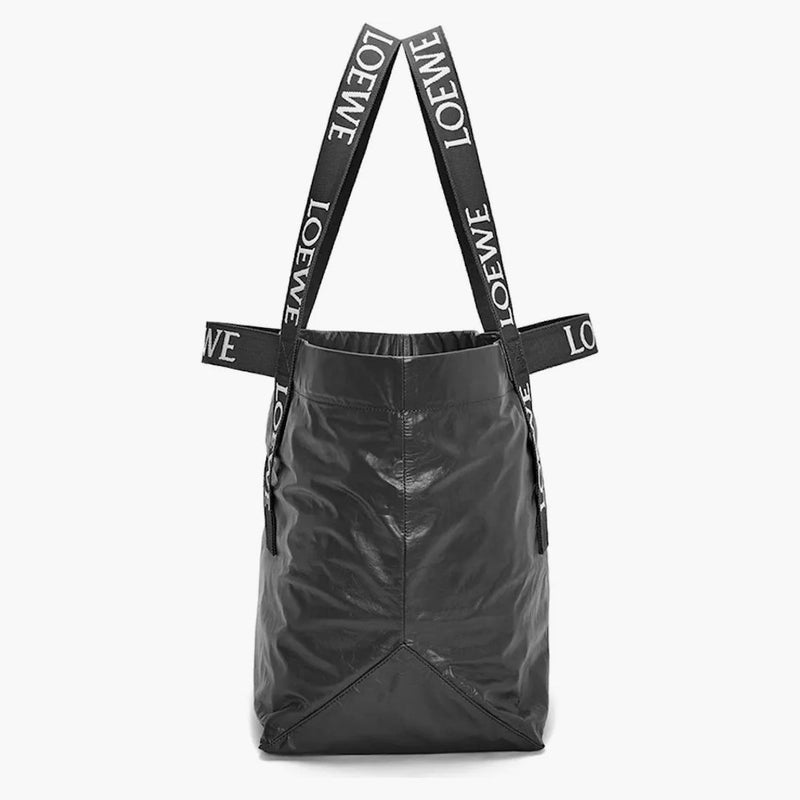 Loewe Fold Shopper in Paper latfskin černá