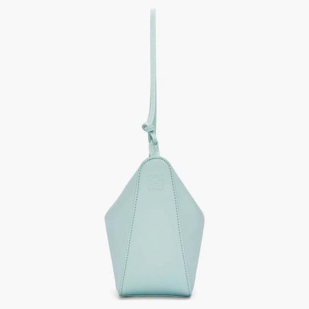 Loewe Mini Hammock Hobo torba w klasycznym cielęcy niebieskiej góry lodowej