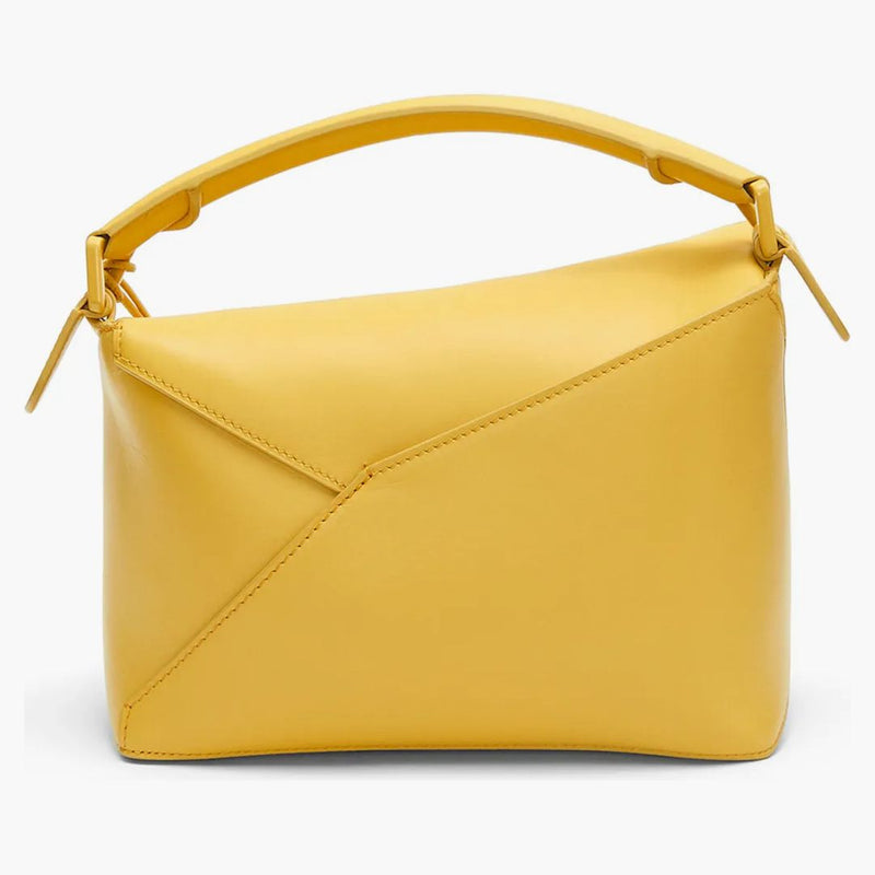 Sacca per bordo del puzzle loewe in pelle di vitello satinata piccola glassa giallo pallido