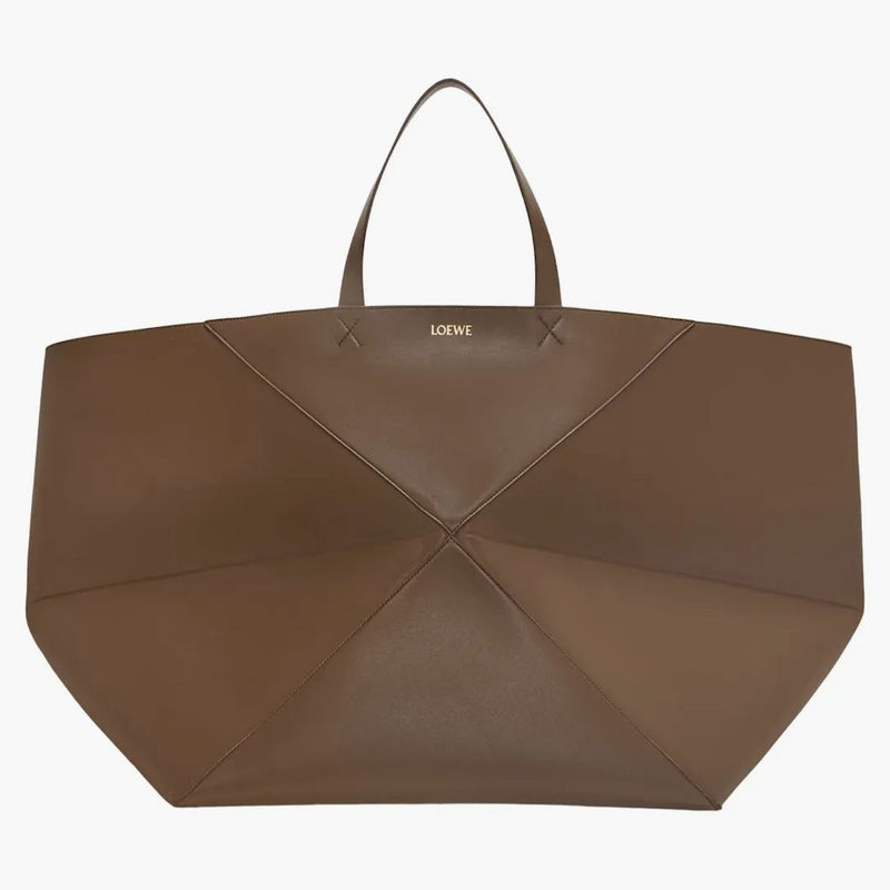 Puzzle loewe xxl piega morta in una pelle di vitello luccicante
