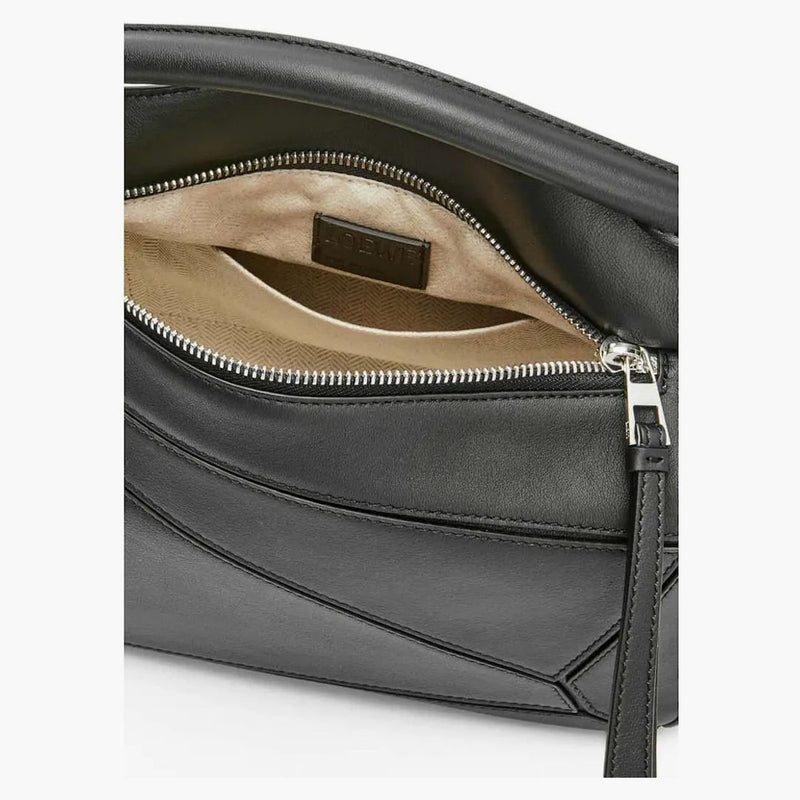 Borsa per puzzle loewe in pelle di vitello classica piccola nera