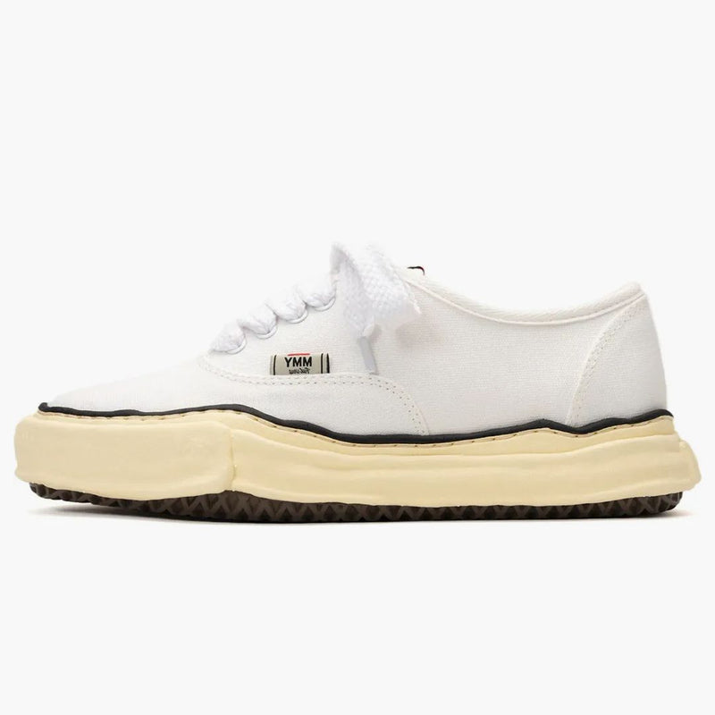 Maison Mihara Yasuhiro Baker Vintage-liknande OG Sole Canvas Low Vit