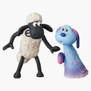 Medicom Udf a Shaun the Sheep Movie Farmageddon Shaun and Lu-La Figure White