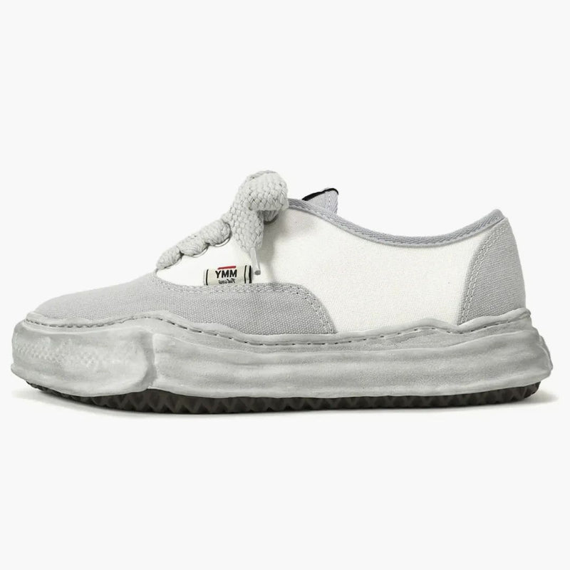 Maison Mihara Yasuhiro Baker Og Sole přes obarvené plátno Low Bílý