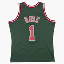 Mitchell & Ness Chicago Bulls 2008-09 Derrick Rose Swingman Jersey Dark Green