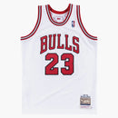 Mitchell & Ness Chicago Bulls Home 1997-98 Michael Jordan Authentic Jersey White