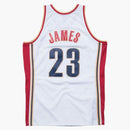 Mitchell i Ness LeBron James Cleveland Cavaliers 2003-04 Swingman Jersey White