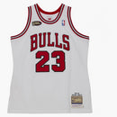 Mitchell & Ness Michael Jordan Chicago Bulls Finals 1997-98 Home Authentic NBA Jersey White/Red/Black