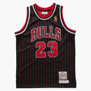 Mitchell & Ness NBA Kids Michael Jordan Chicago Bulls 1996-97 Alternate Authentic Jersey Black/Red/White