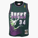 Mitchell & Ness NBA Kids Milwaukee Bucks Ray Allen 1996-97 Swingman Alternate Jersey Green