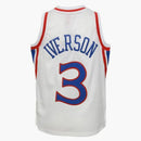 Mitchell & Ness NBA Kids Philadelphia 76ers Allen Iverson 1996-97 Swingman Home Jersey White