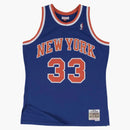 Mitchell & Ness New York Knicks Road 1991-92 Patrick Ewing Swingman Jersey Royal