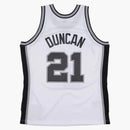 Mitchell & Ness San Antonio Spurs 1998-99 Tim Duncan Swingman Jersey White