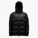 Moncler Women's Maire Short Down Giacca nera